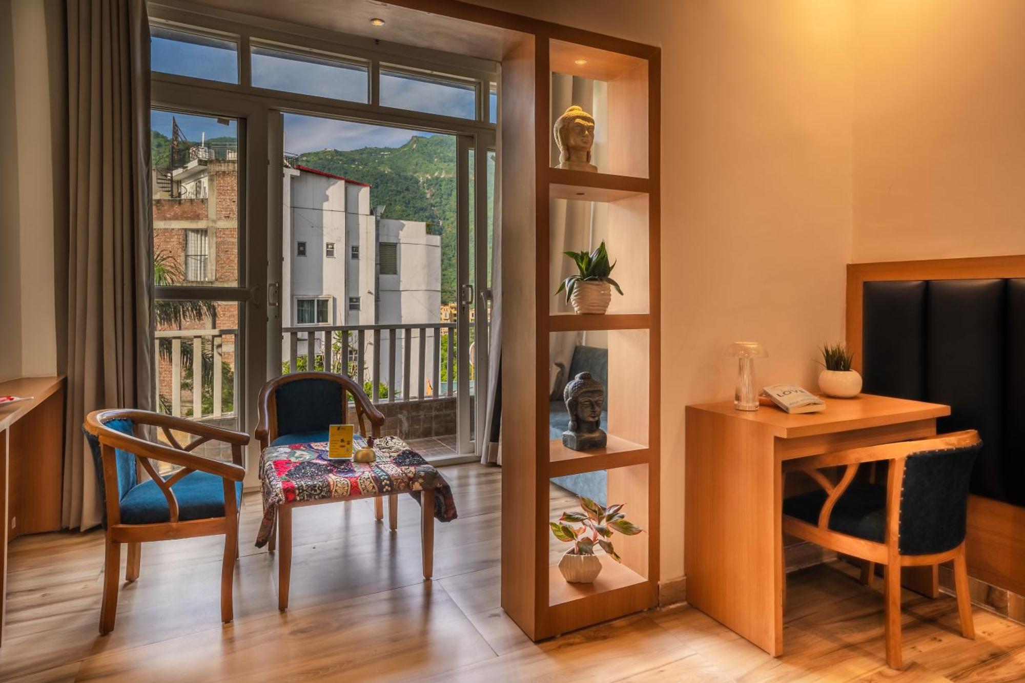 Tripli Hotels Ayushman Retreat Ришикеш Экстерьер фото